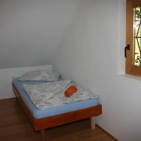 Pocitniska Hisica Rogatec - Rogatec Holiday home Luce